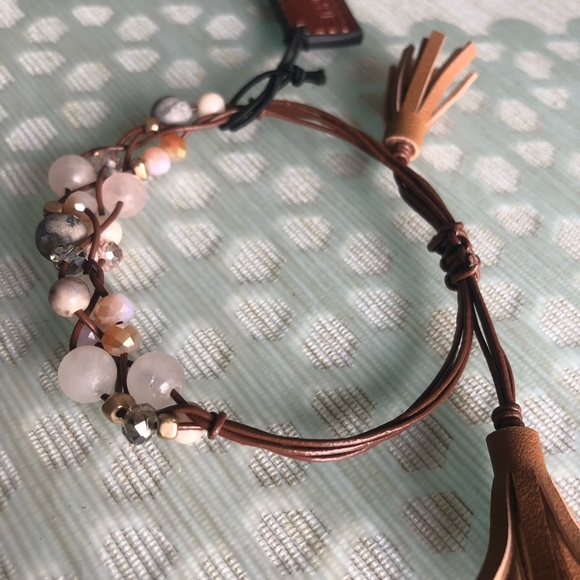 Simply Noelle Jewelry - LEATHER, QUARTZ AND STONES BRACELET +BONUS!